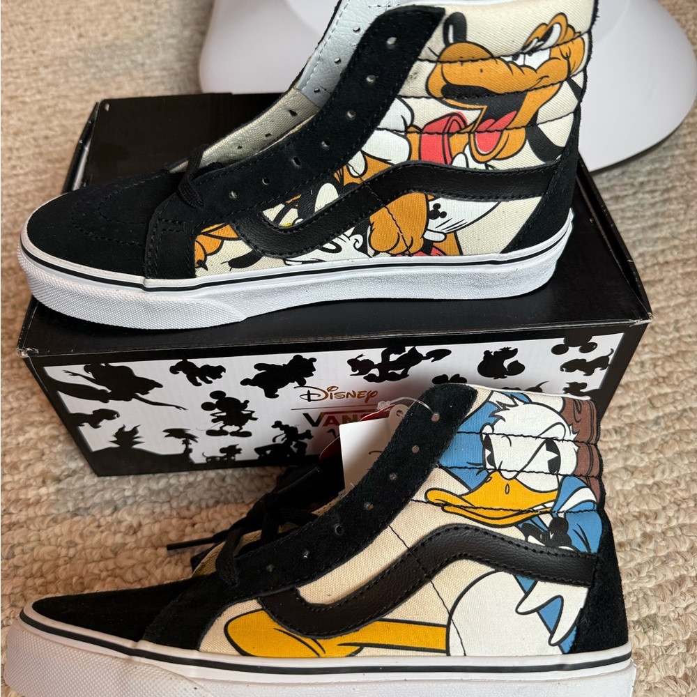 Disney Vans - Picture 3 of 12